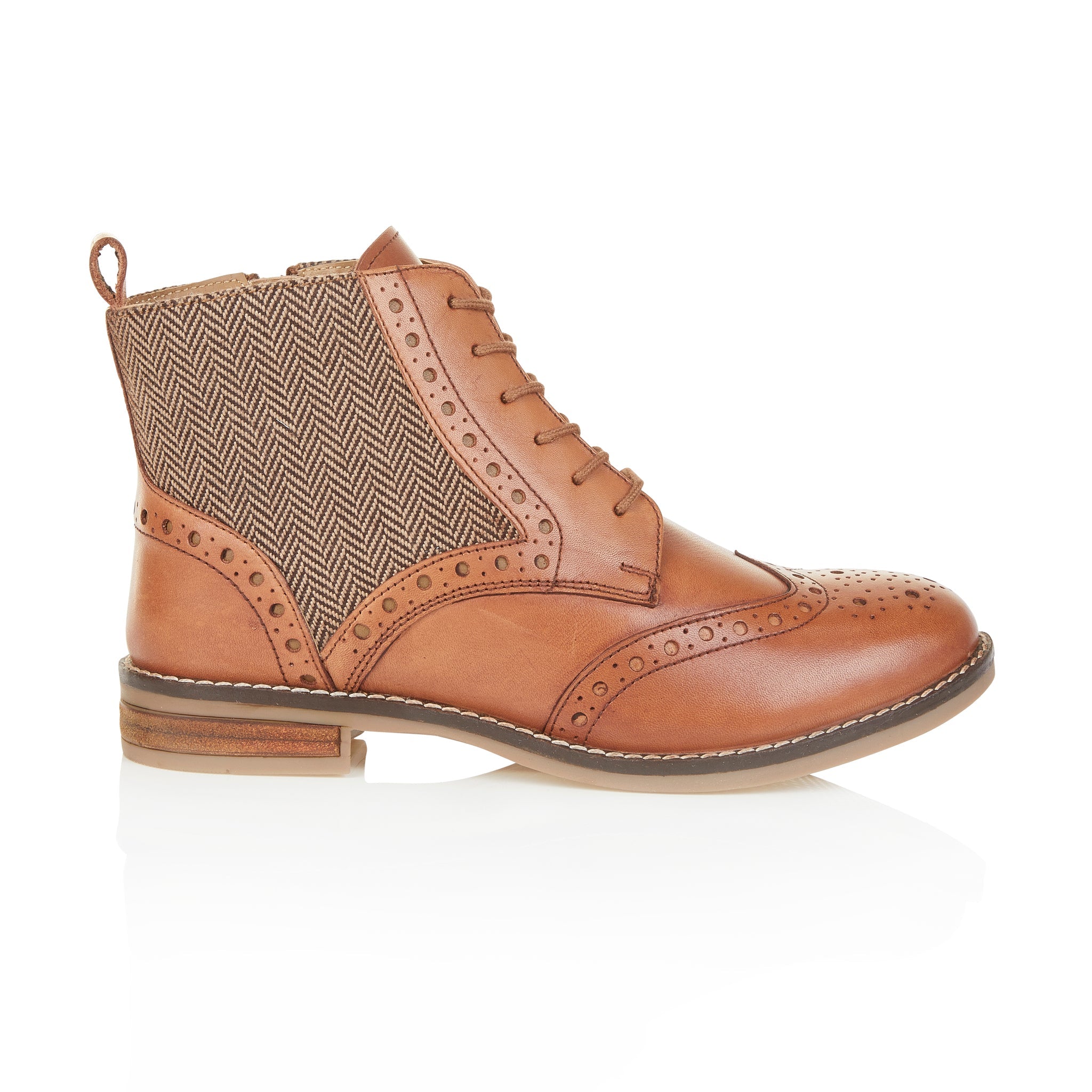 Grace Leather Brogue Boots - Tan