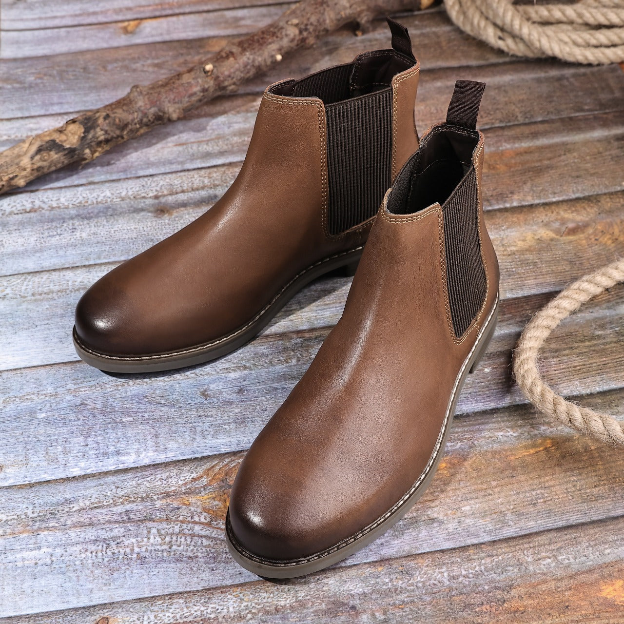 Mount Leather Chelsea Boots - Brown